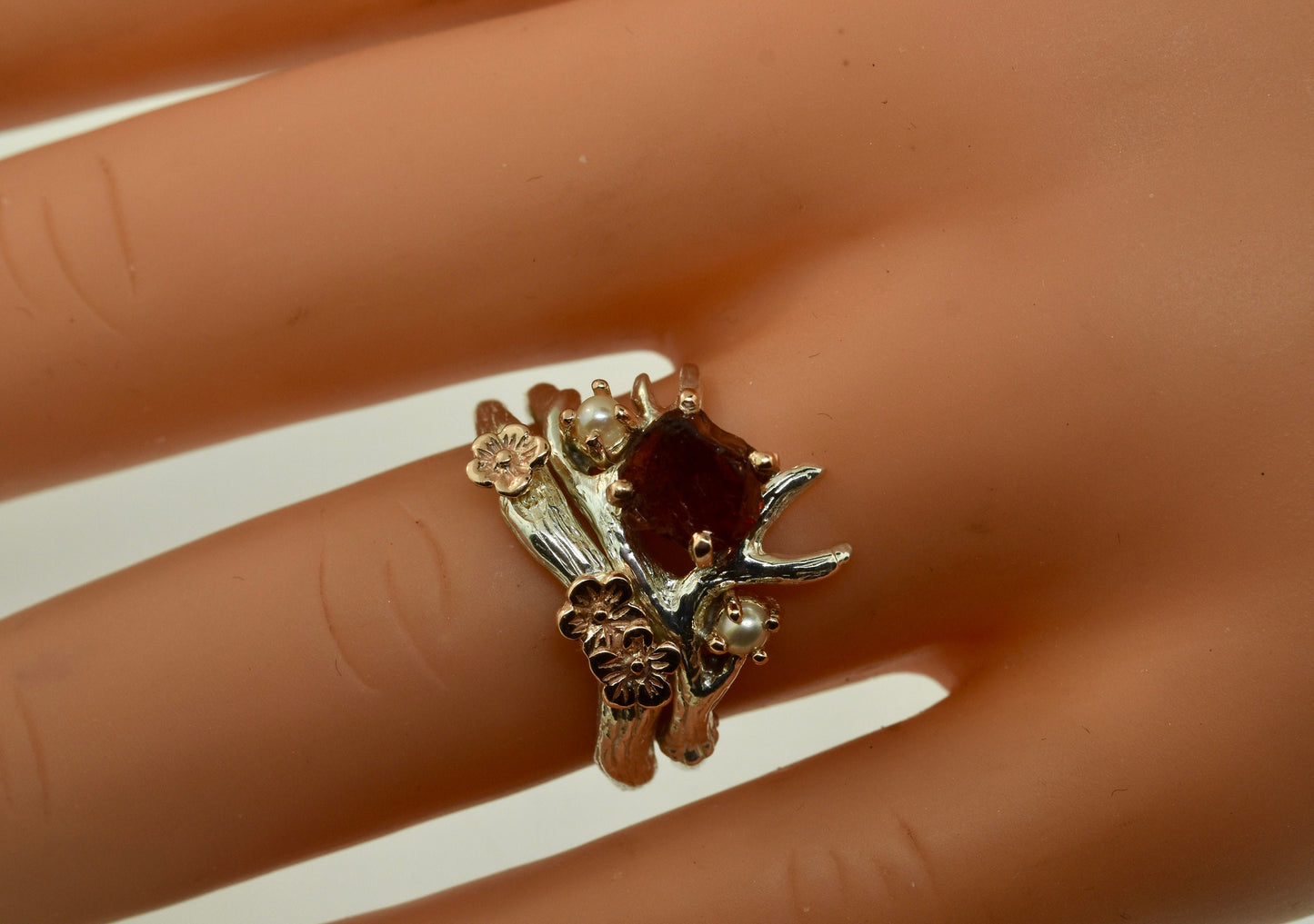 Endeering Raw Garnet Ring Set