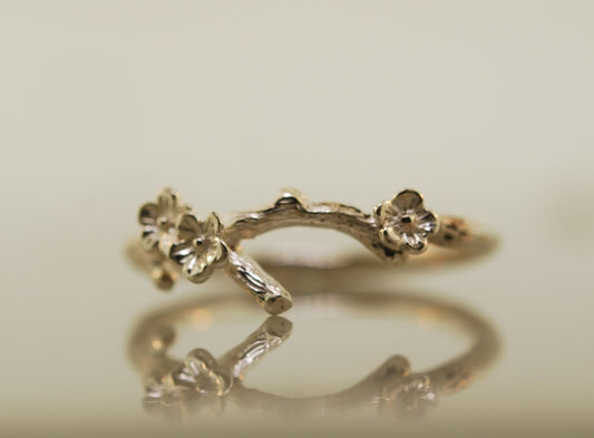 The Debra, Silver blossom ring