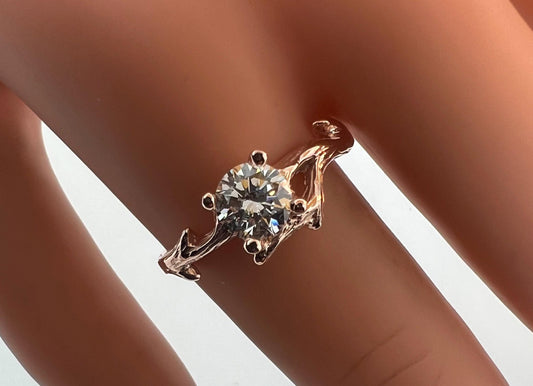 The Evervine, Elegant Twig Diamond Ring
