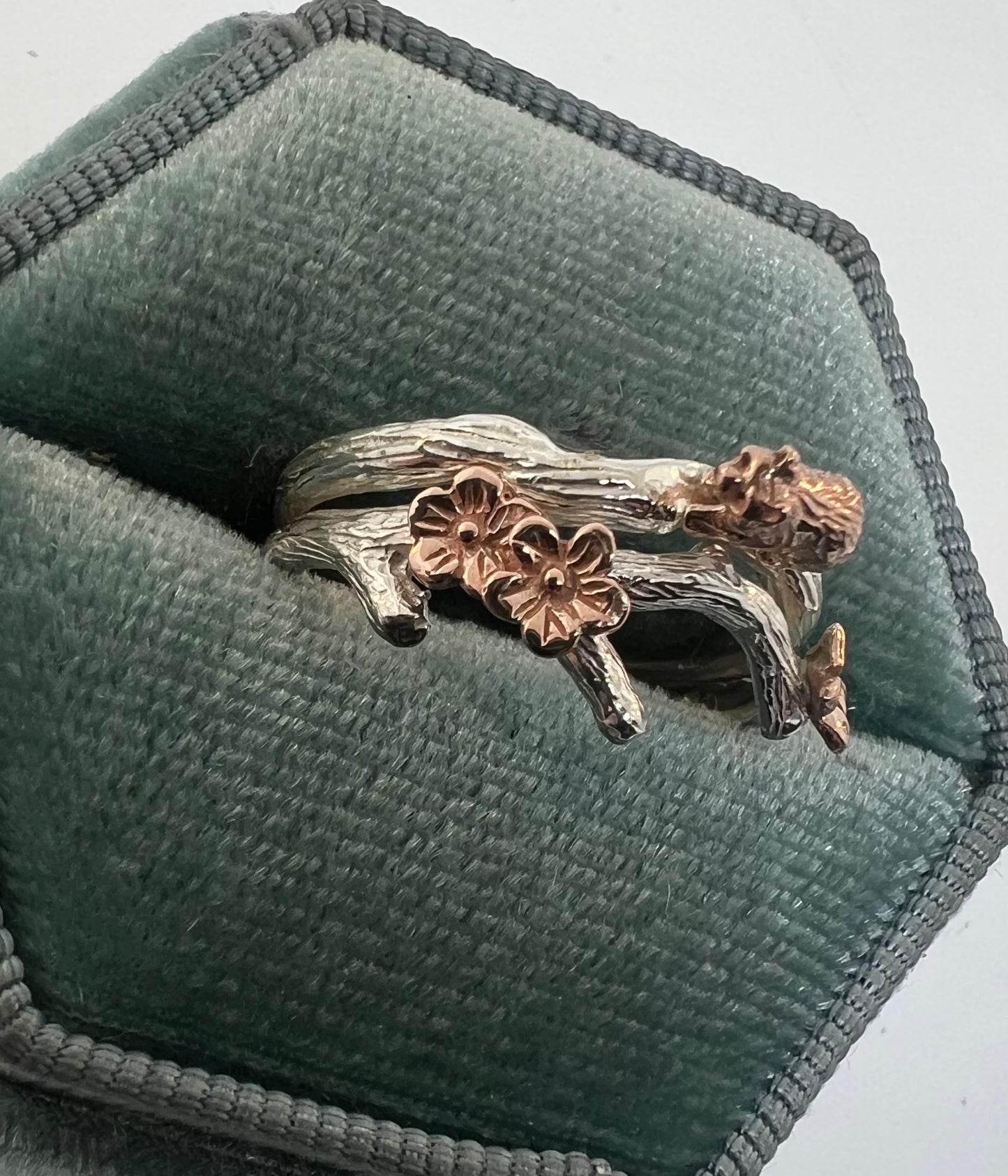 Not Your Ordinary Bear Ring Set
