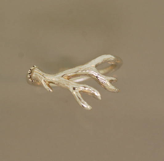 Endeering Antler, Antler Twig Ring
