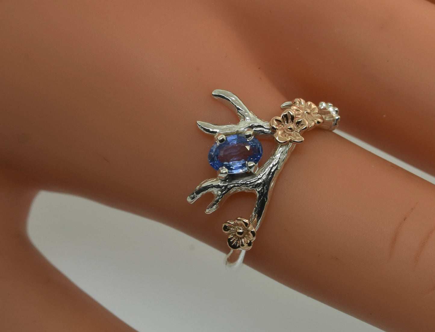 Antler ring natural sapphire